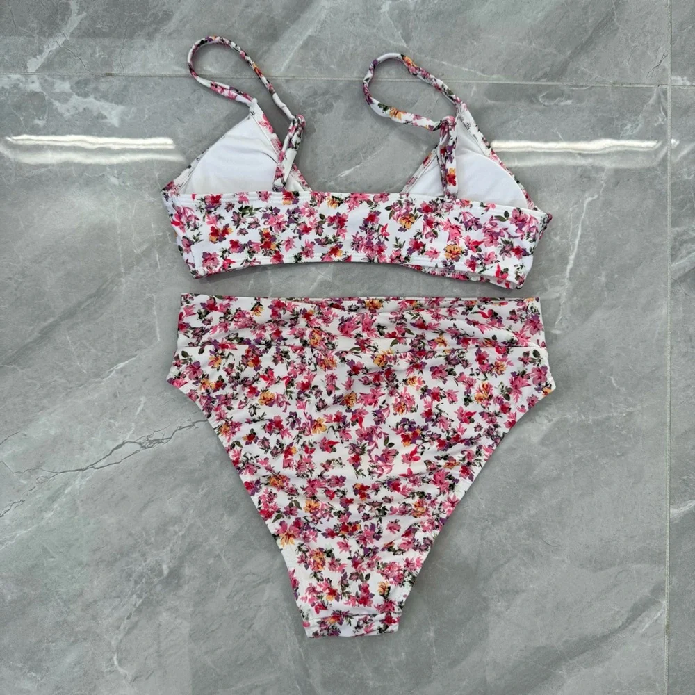 Women’s Aeropostale Ditsy Floral Bikini Cutout High Waisted Scoop Neck Small - Picture 4 of 16